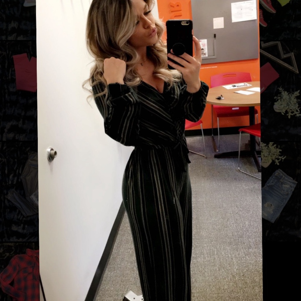 Jumpsuit - Picture 2 of 2